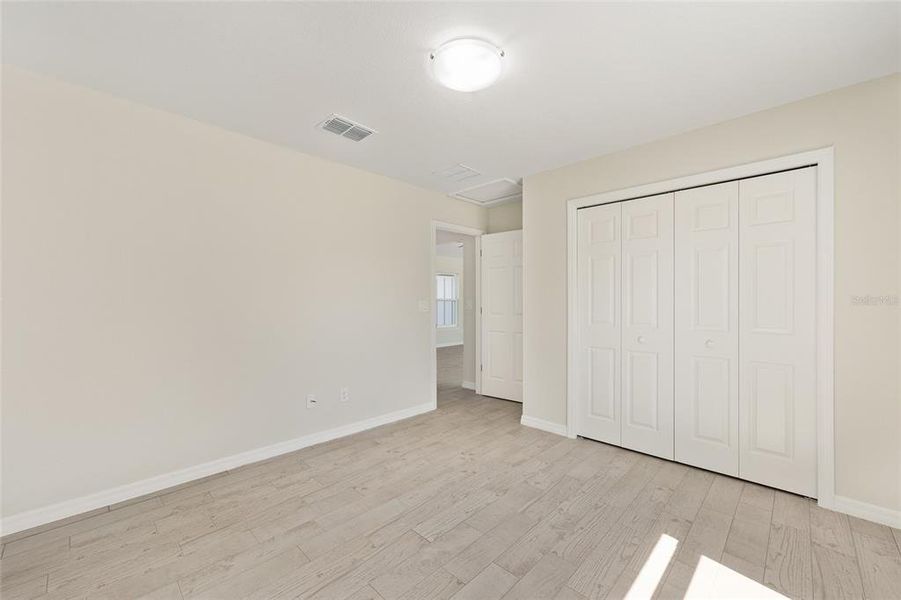 Spacious, unfurnished interior of a new home in , Ocala (Image 18).