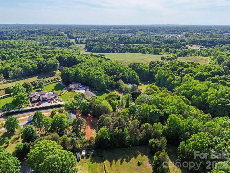 Natural landscape and outdoor views near  in Mooresville (Image 42).