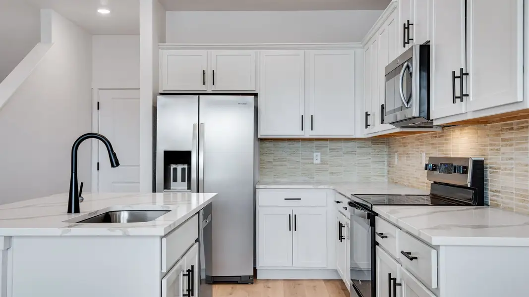 Furnished interior view inside a new home in Arcadia, Denver (Image 6).