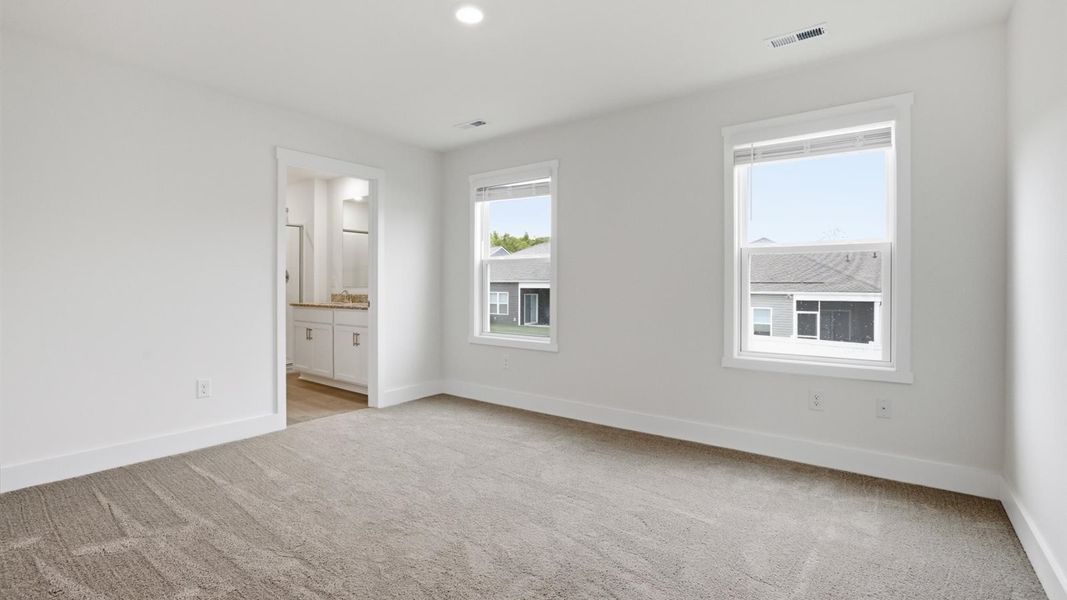 Spacious, unfurnished interior of a new home in Price's Point, Knoxville (Image 34). Spacious, unfurnished interior of a new home in Price's Point, Knoxville (Image 34).