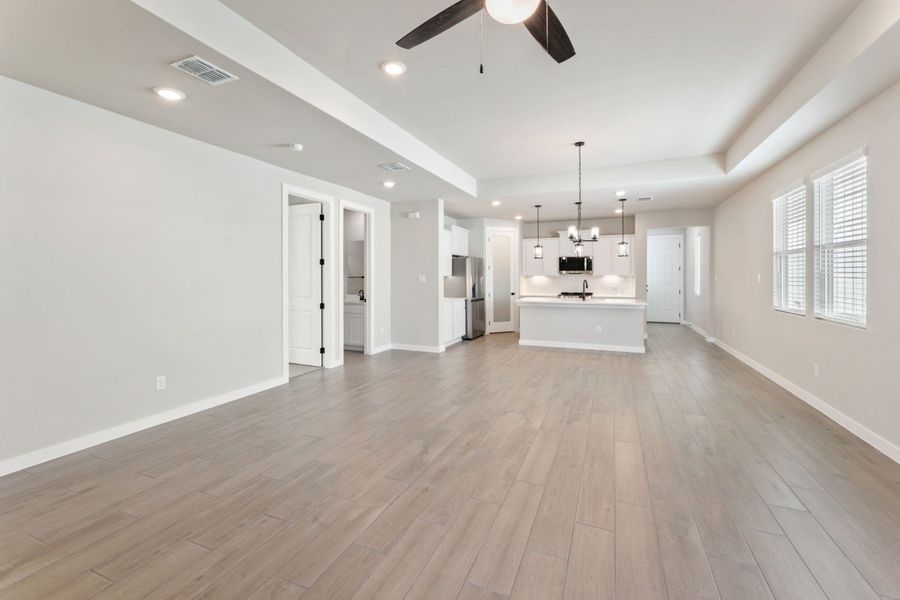 Representative unfurnished interior of a home built from the Pecos by Hakes Brothers in Highland Ridge, New Braunfels (Image 26).