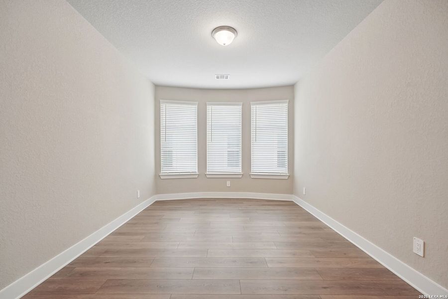 Spacious, unfurnished interior of a new home in Legendary Trails - Premier Series, Cibolo (Image 22). Spacious, unfurnished interior of a new home in Legendary Trails - Premier Series, Cibolo (Image 22).