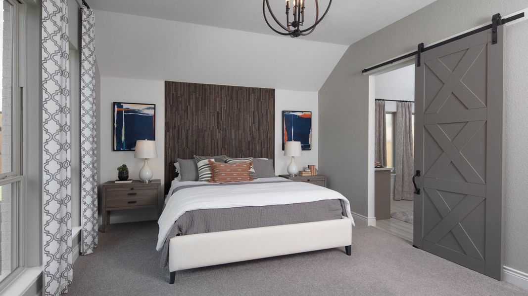 Furnished interior view inside a new home in Meadows of Mill Creek, Seguin (Image 48).