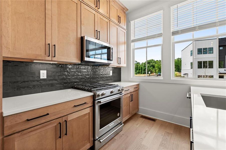 Furnished interior view inside a new home in , Alpharetta (Image 9).