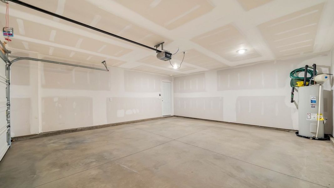 Spacious, unfurnished interior of a new home in Johnson Farms, Greeneville (Image 30). Spacious, unfurnished interior of a new home in Johnson Farms, Greeneville (Image 30).