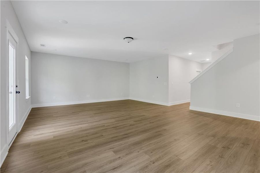 Spacious, unfurnished interior of a new home in Cambridge, Flowery Branch (Image 16). Spacious, unfurnished interior of a new home in Cambridge, Flowery Branch (Image 16).