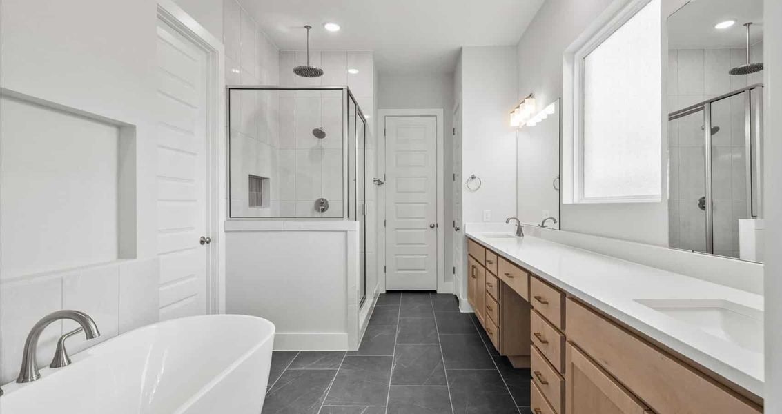 Furnished interior view inside a new home in Meyer Ranch, New Braunfels (Image 7).