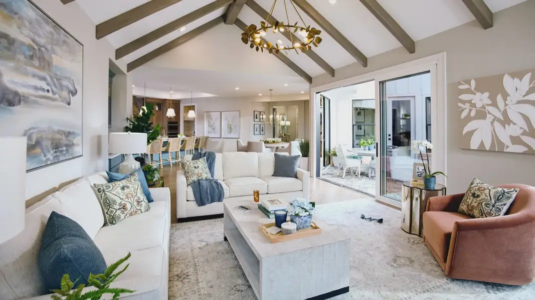 Representative furnished interior of a home built from the Promenade by Epcon Communities in Lakeside at Millican Reserve, College Station (Image 11).