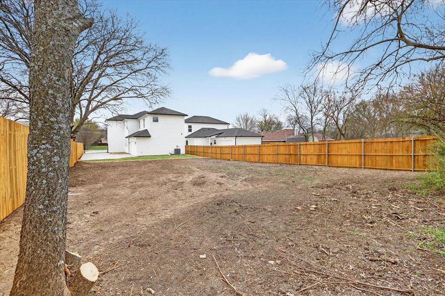 Exterior details and patio area of a home in , Lancaster (Image 4).