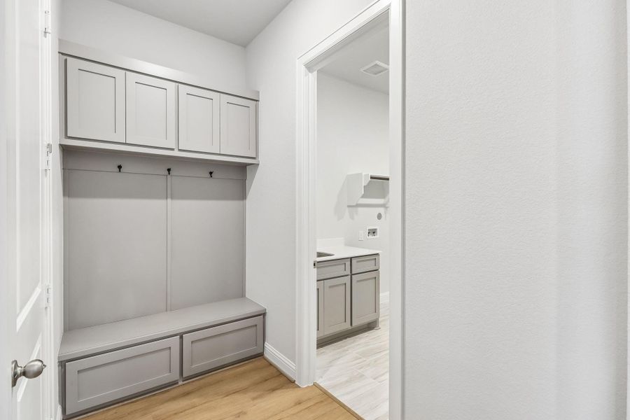 Furnished interior view inside a new home in Woodhavyn 60', Magnolia (Image 11).