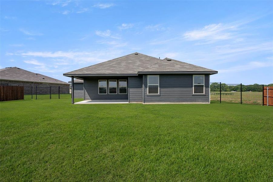 Front exterior of a new home in Mountain Valley, Burleson, TX, highlighting curb appeal (Image 26).