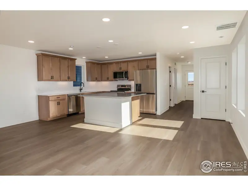 EXAMPLE PHOTO: OPEN FLOOR PLAN EXAMPLE PHOTO: OPEN FLOOR PLAN