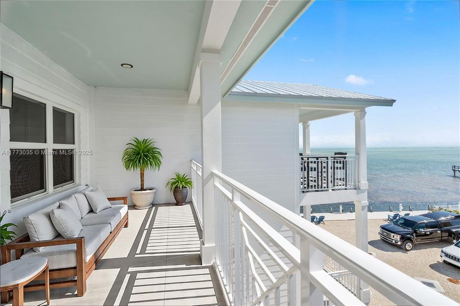 Furnished interior view inside a new home in , Islamorada, Village of Islands (Image 31).