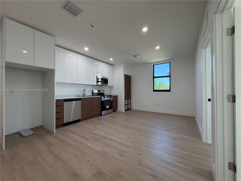 Image 62 of a home in . Image 62 of a home in .