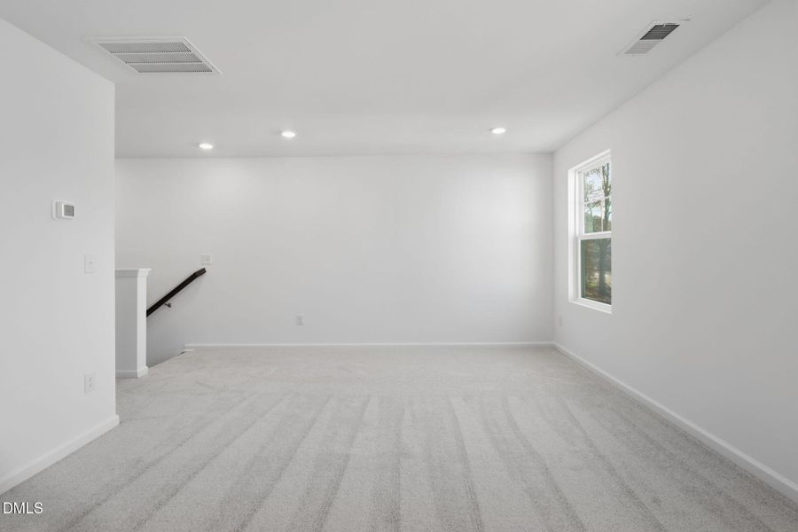 SUN_ElmGrove_Pic_Jackson_QMI_23_Loft_1of SUN_ElmGrove_Pic_Jackson_QMI_23_Loft_1of