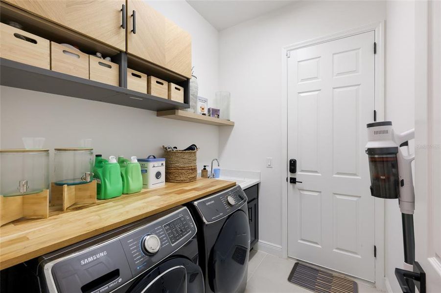 Furnished interior view inside a new home in , Parrish (Image 38). Furnished interior view inside a new home in , Parrish (Image 38).