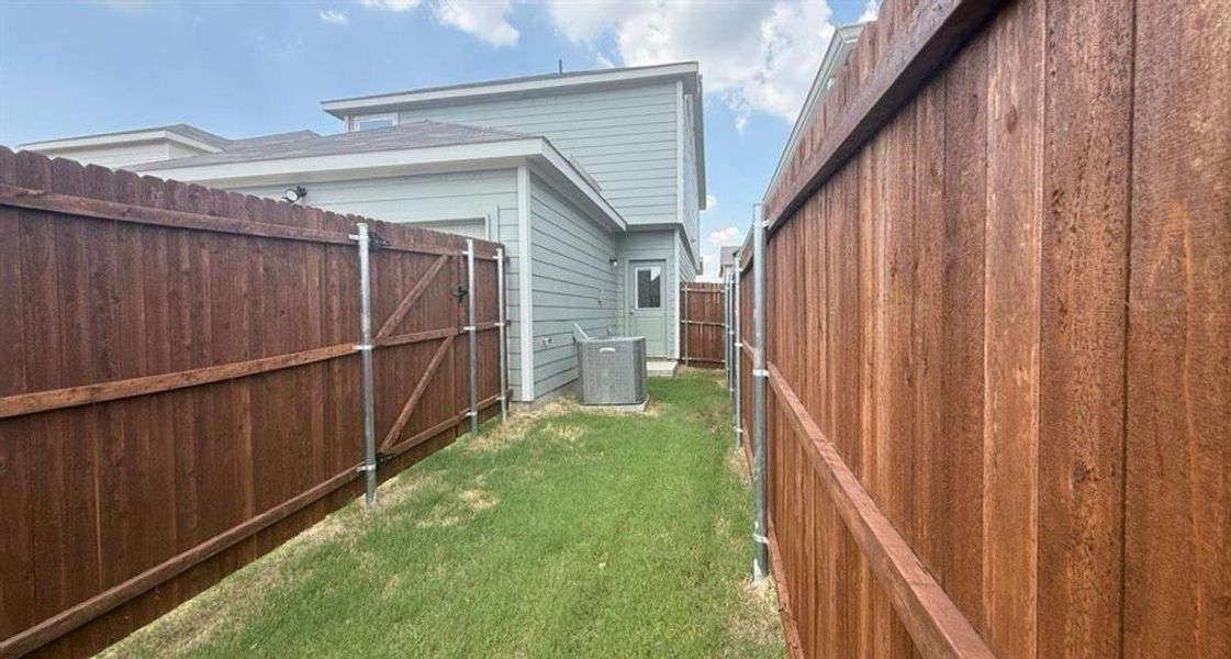 Image 16 of a home in Orchard Village. Image 16 of a home in Orchard Village.