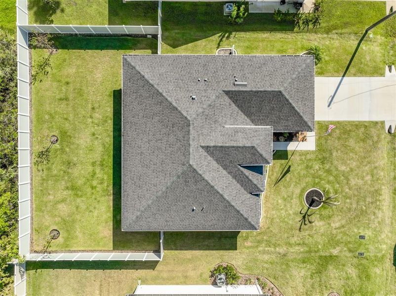 Exterior details and patio area of a home in , Palm Coast (Image 28).