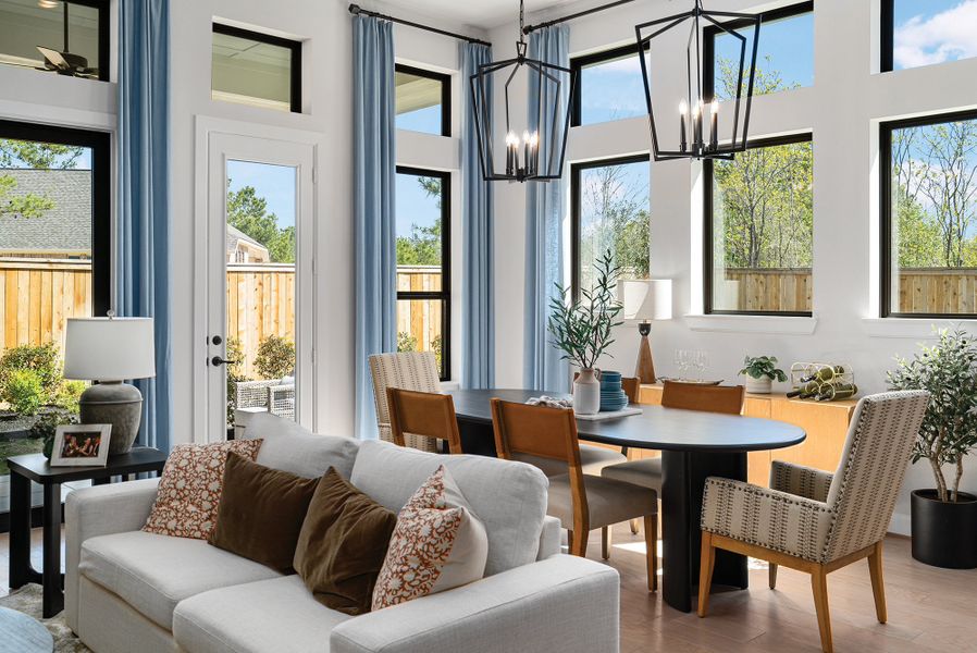 The Azalea - Dining Room