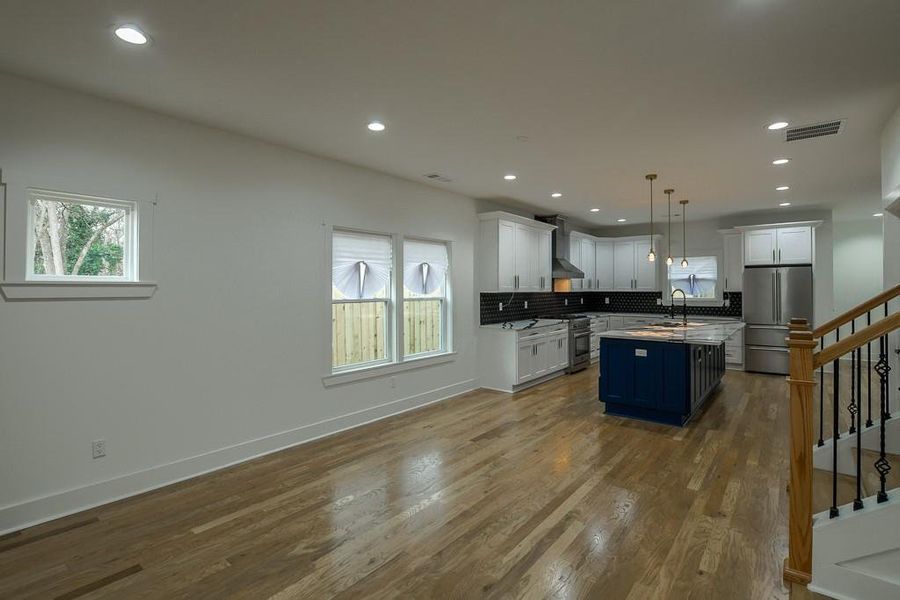 Image 36 of a home in .