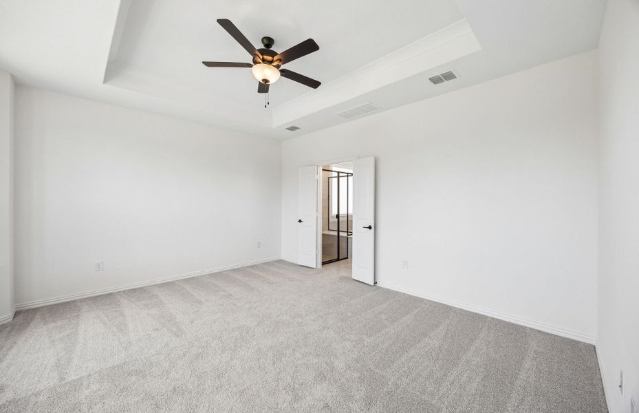 Spacious, unfurnished interior of a new home in Highland Lakes, McKinney (Image 20).