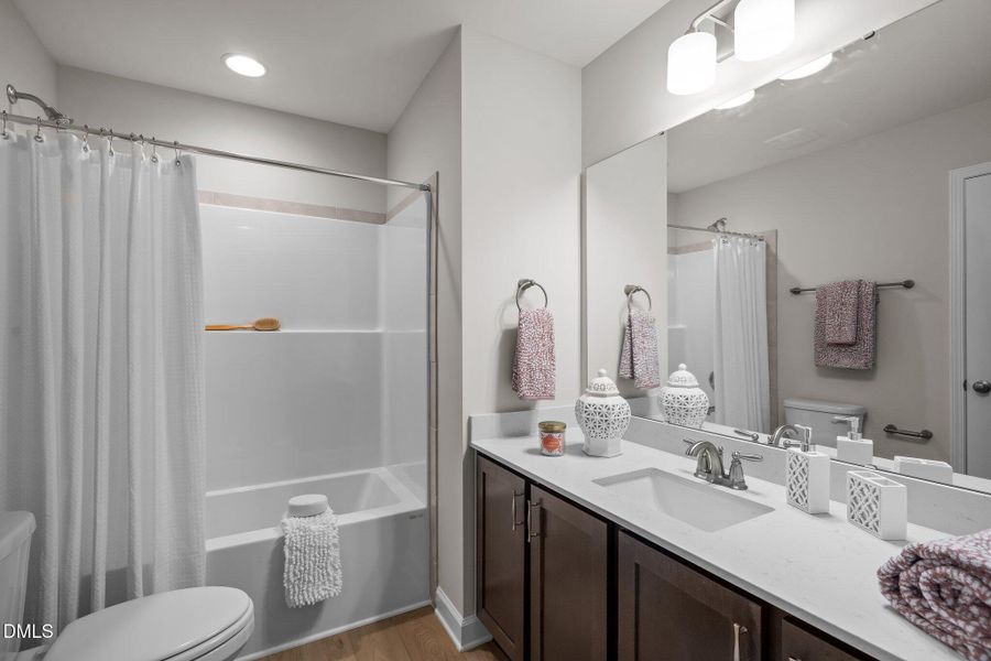 34-web-or-mls-_NFP0833