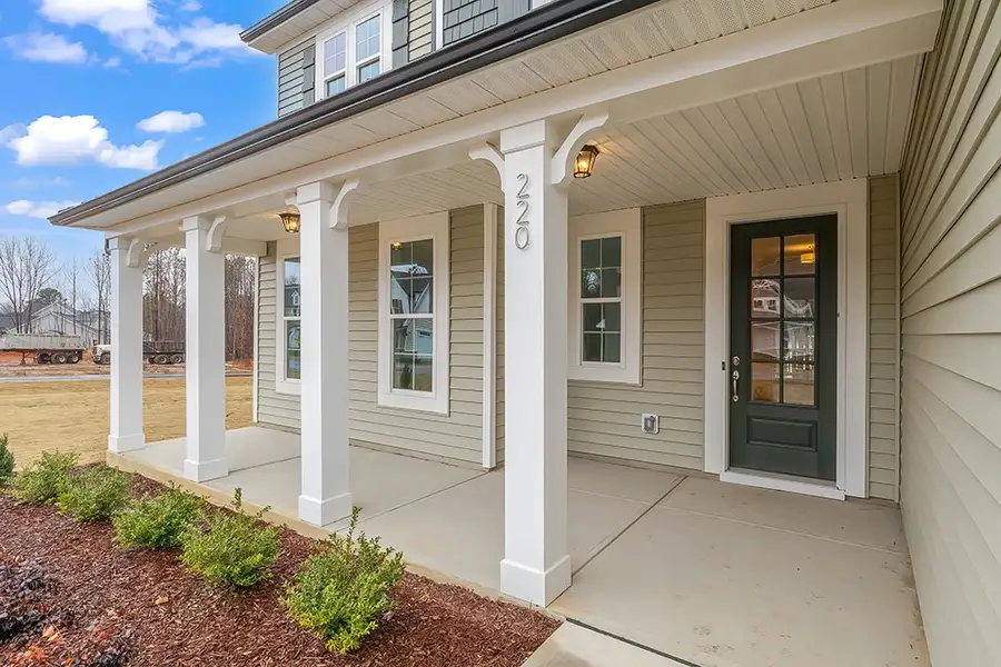 Representative exterior details of a home built from the The Chandler by RobuckHomes in Baylee Ridge, Selma (Image 3). Representative exterior details of a home built from the The Chandler by RobuckHomes in Baylee Ridge, Selma (Image 3).