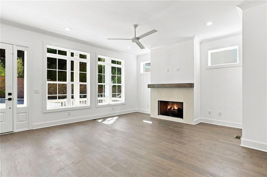 Spacious, unfurnished interior of a new home in Parkside Roswell, Roswell (Image 41).