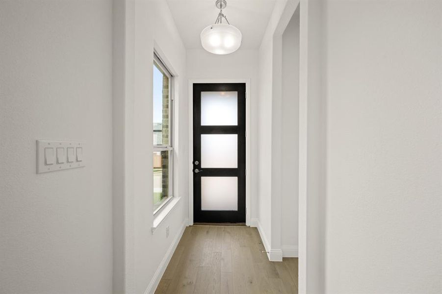 1540 Euclid- Entry-1