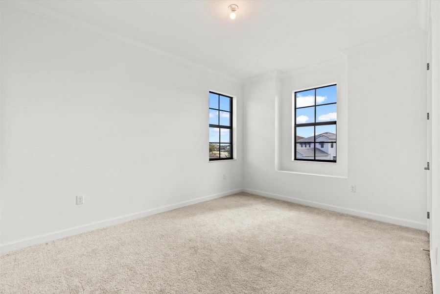 Spacious, unfurnished interior of a new home in Tesoro Club, Port St. Lucie (Image 21).