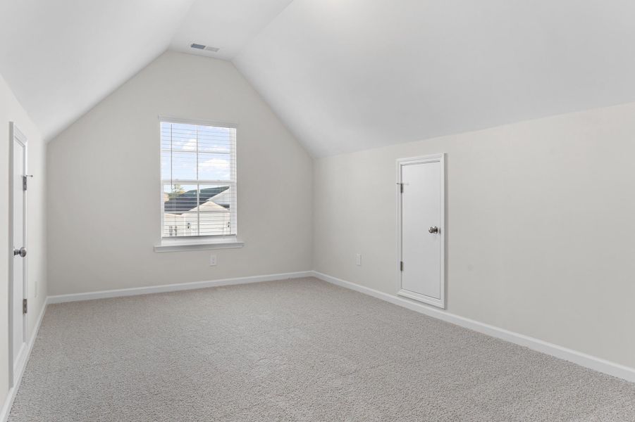 Spacious, unfurnished interior of a new home in , Orangeburg (Image 15).