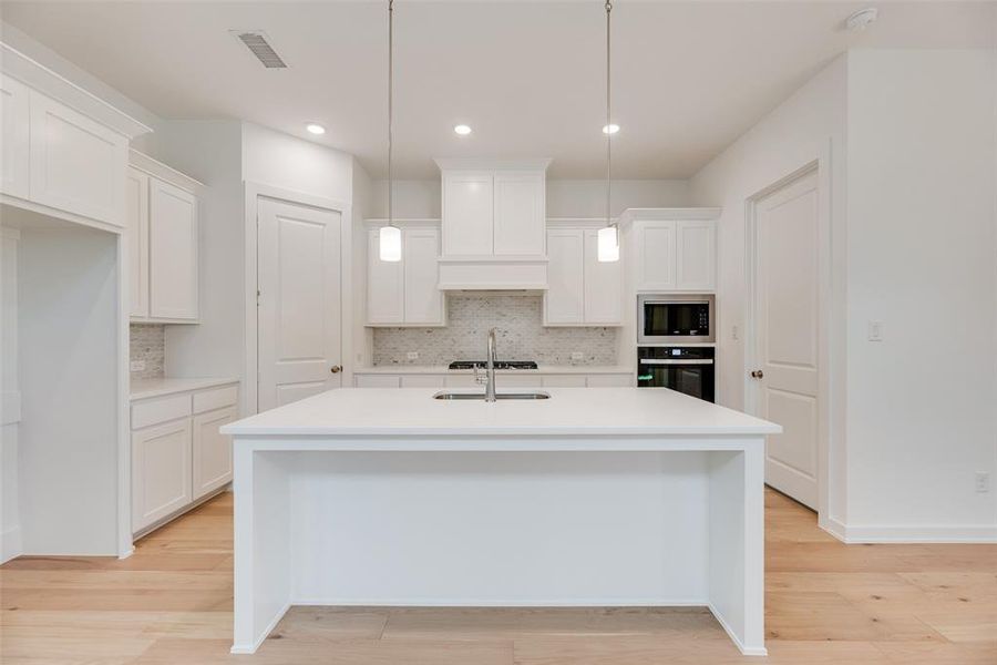 Furnished interior view inside a new home in The Grove Frisco - 40' Lots, Frisco (Image 15).