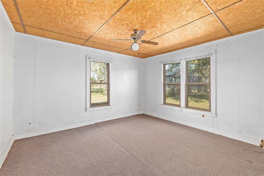 Spacious, unfurnished interior of a new home in , Brownwood (Image 10).