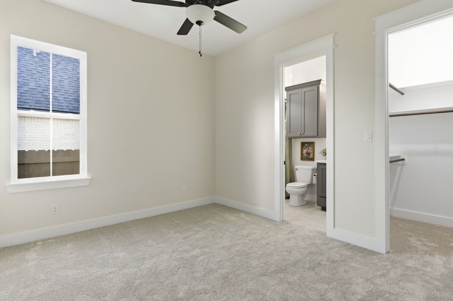 Spacious, unfurnished interior of a new home in Stella Ranch, Bryan (Image 27).