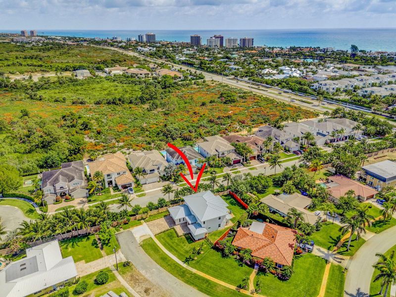 Image 98 of a home in . Image 98 of a home in .