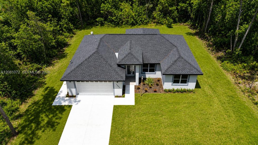 Front exterior of a new home in , Sebring, FL, highlighting curb appeal (Image 29).