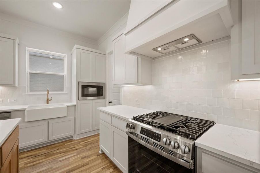Furnished interior view inside a new home in Parks of Aledo, Aledo (Image 9).