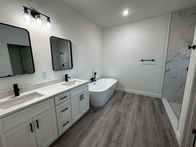 Furnished interior view inside a new home in , Ocala (Image 6).