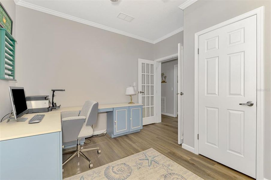 Furnished interior view inside a new home in , Venice (Image 7).