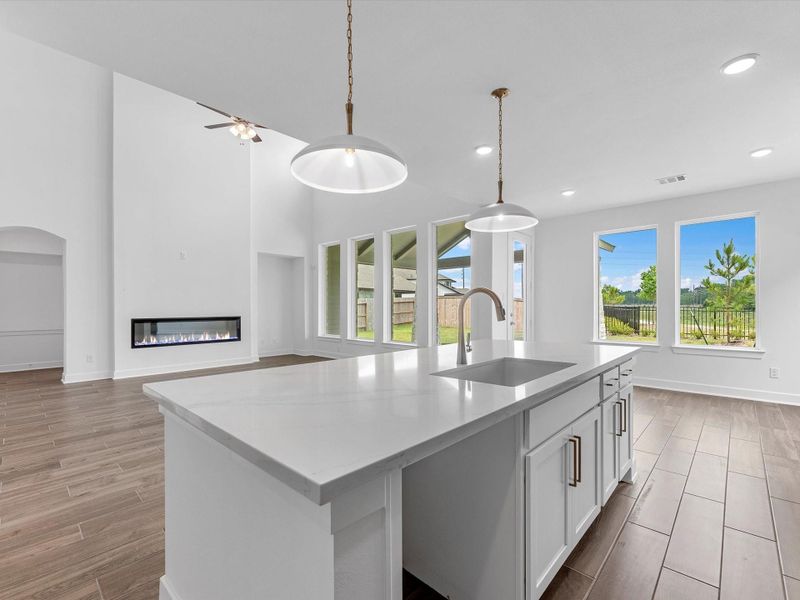 Representative image. Features, specifications, selections and colors may vary.