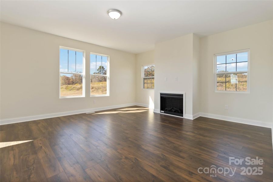 Spacious, unfurnished interior of a new home in , Monroe (Image 14).