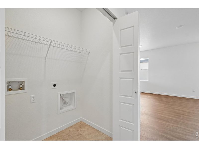 Spacious, unfurnished interior of a new home in Hudson Hills, Hudson (Image 18).