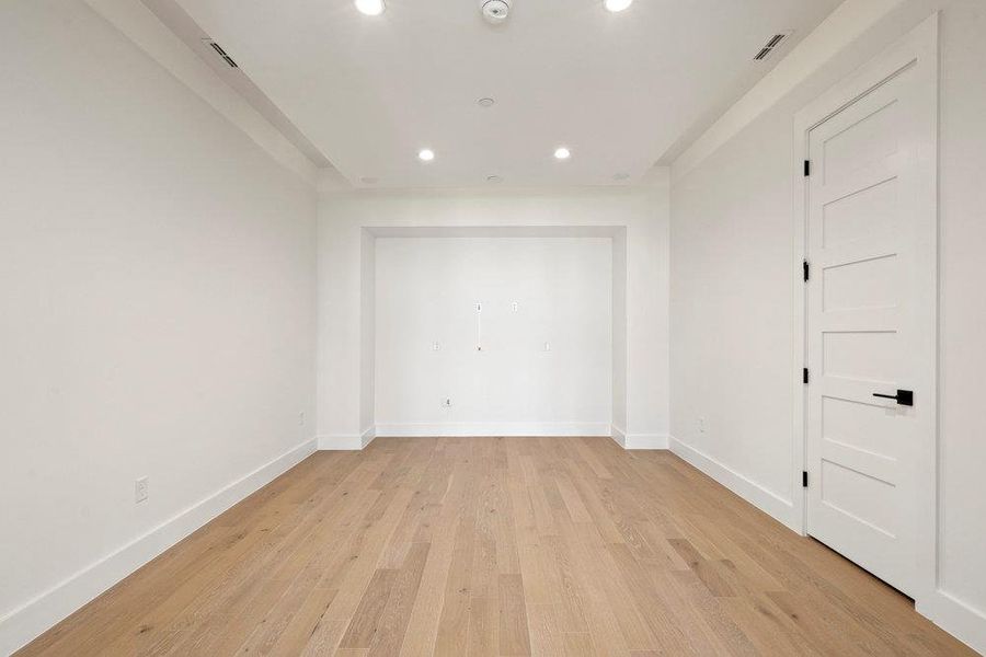 Spacious, unfurnished interior of a new home in Milky Way at River Place, Austin (Image 32).