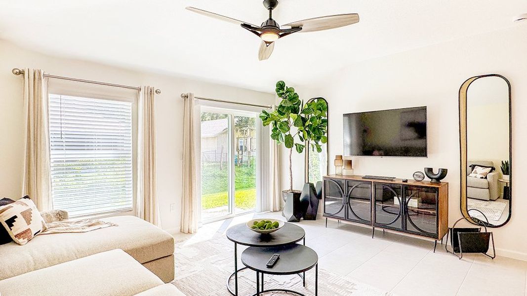 Florida Core L007 Delano Family 3of3 F1 Base2 10 31 25