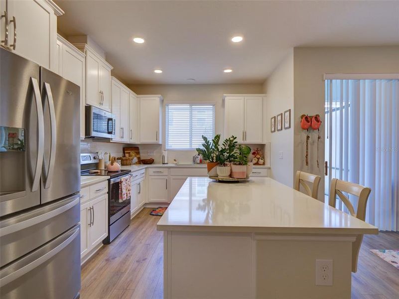 Furnished interior view inside a new home in , Orlando (Image 6).