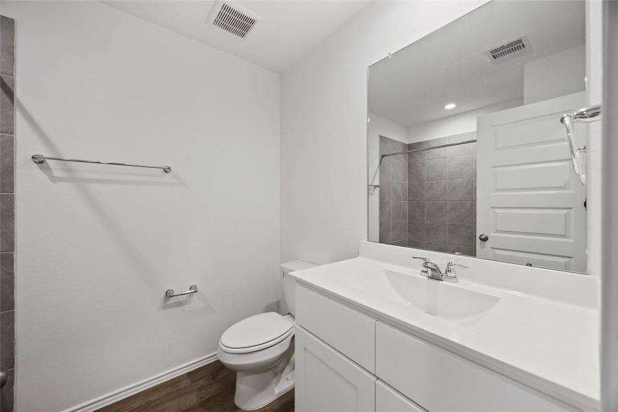 Furnished interior view inside a new home in Tamarron, Fulshear (Image 9).