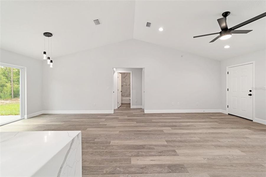 Spacious, unfurnished interior of a new home in , Dunnellon (Image 11). Spacious, unfurnished interior of a new home in , Dunnellon (Image 11).