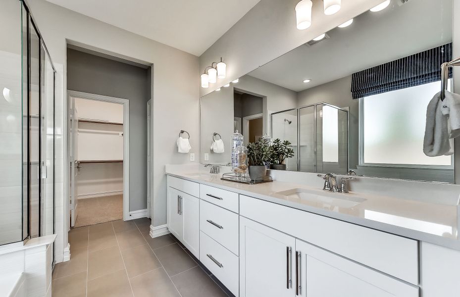Representative furnished interior of a home built from the Palisade by Pulte Homes in Anna Town Square, Anna (Image 16).