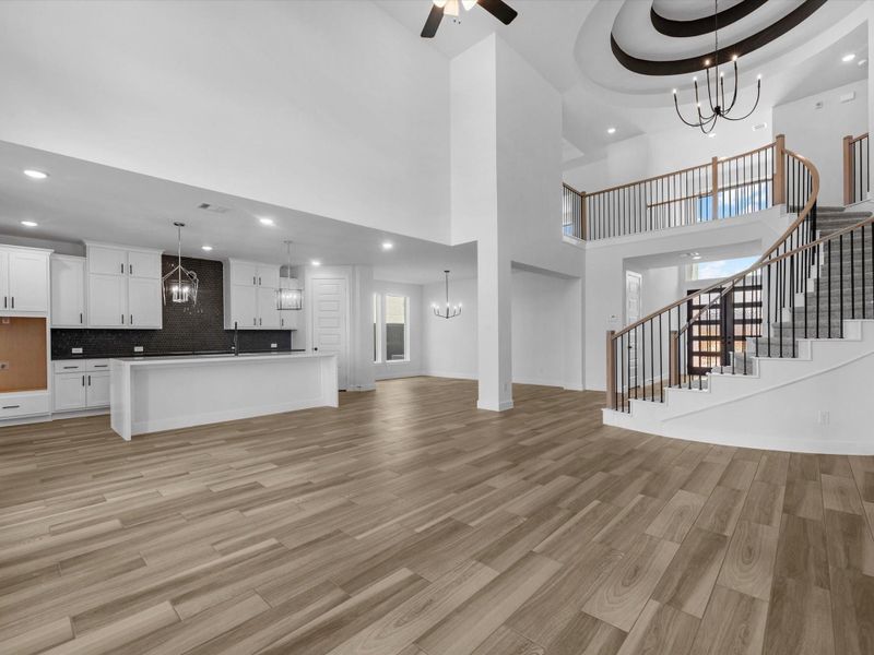 Spacious, unfurnished interior of a new home in Harvest Green, Richmond (Image 9).