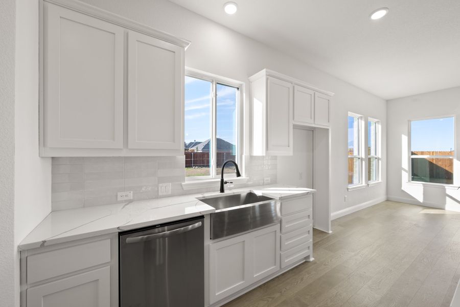 Furnished interior view inside a new home in Timberbrook, Justin (Image 7).